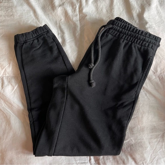 ‼️SOLD‼️TNA Sweatsuit - Picture 4 of 4